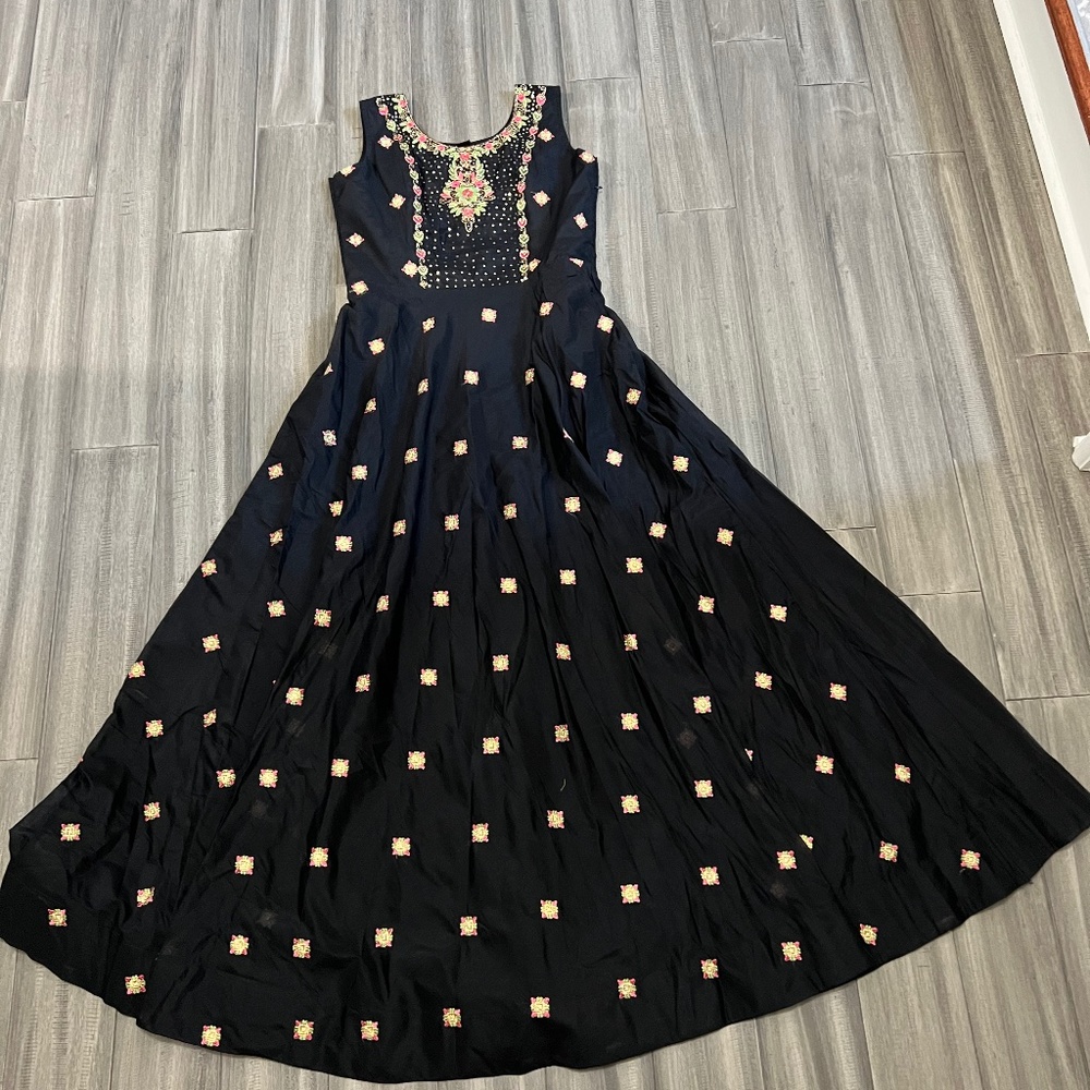 Beautiful Black Anarkali Gown!!